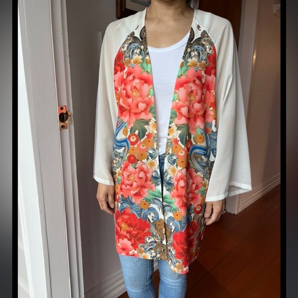 Minkpink kimono - Picture 4 of 4